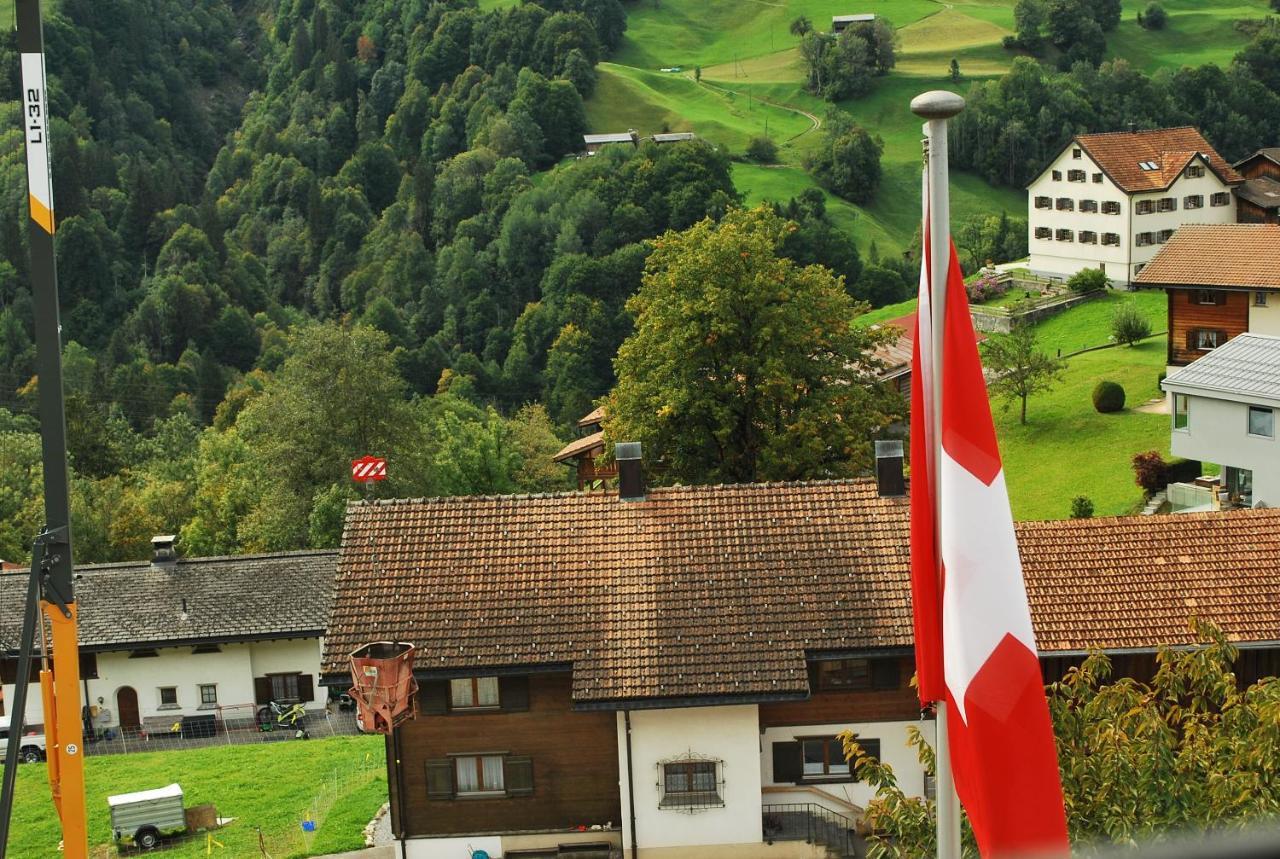 Romantic Room With Private Bathroom Saas im Prattigau Extérieur photo