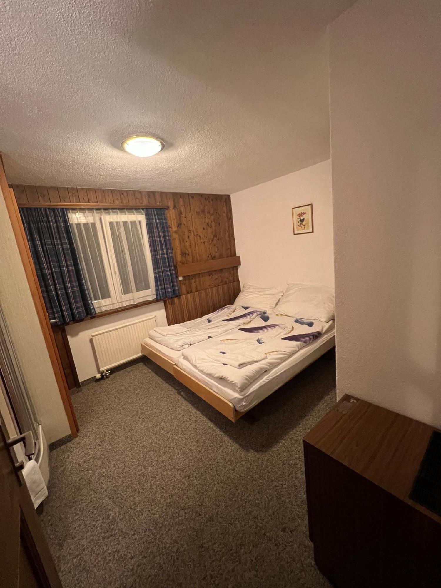 Romantic Room With Private Bathroom Saas im Prattigau Extérieur photo